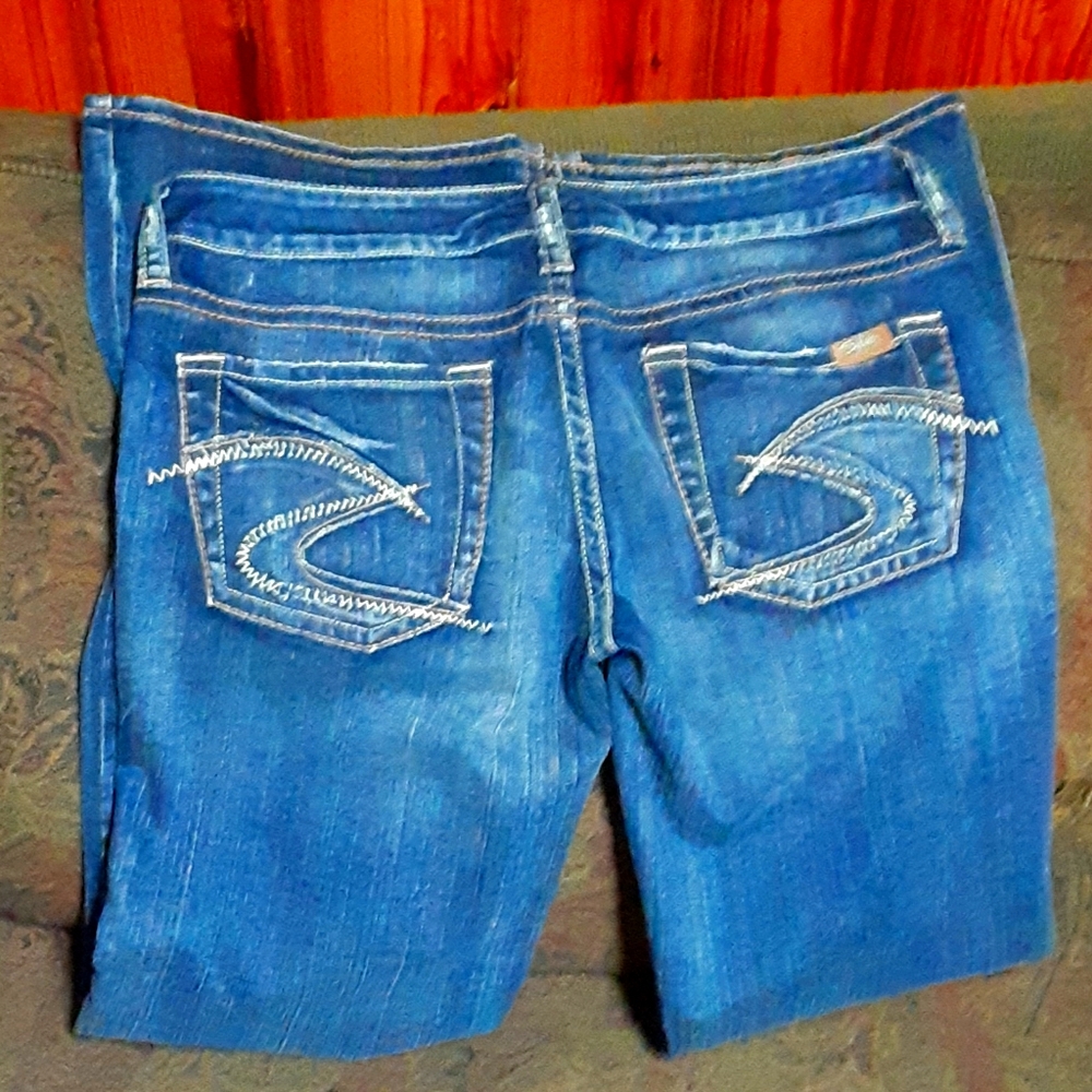 Silver jeans lola flare size 30/33
